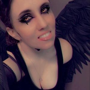 Meet your Posher, Felicia